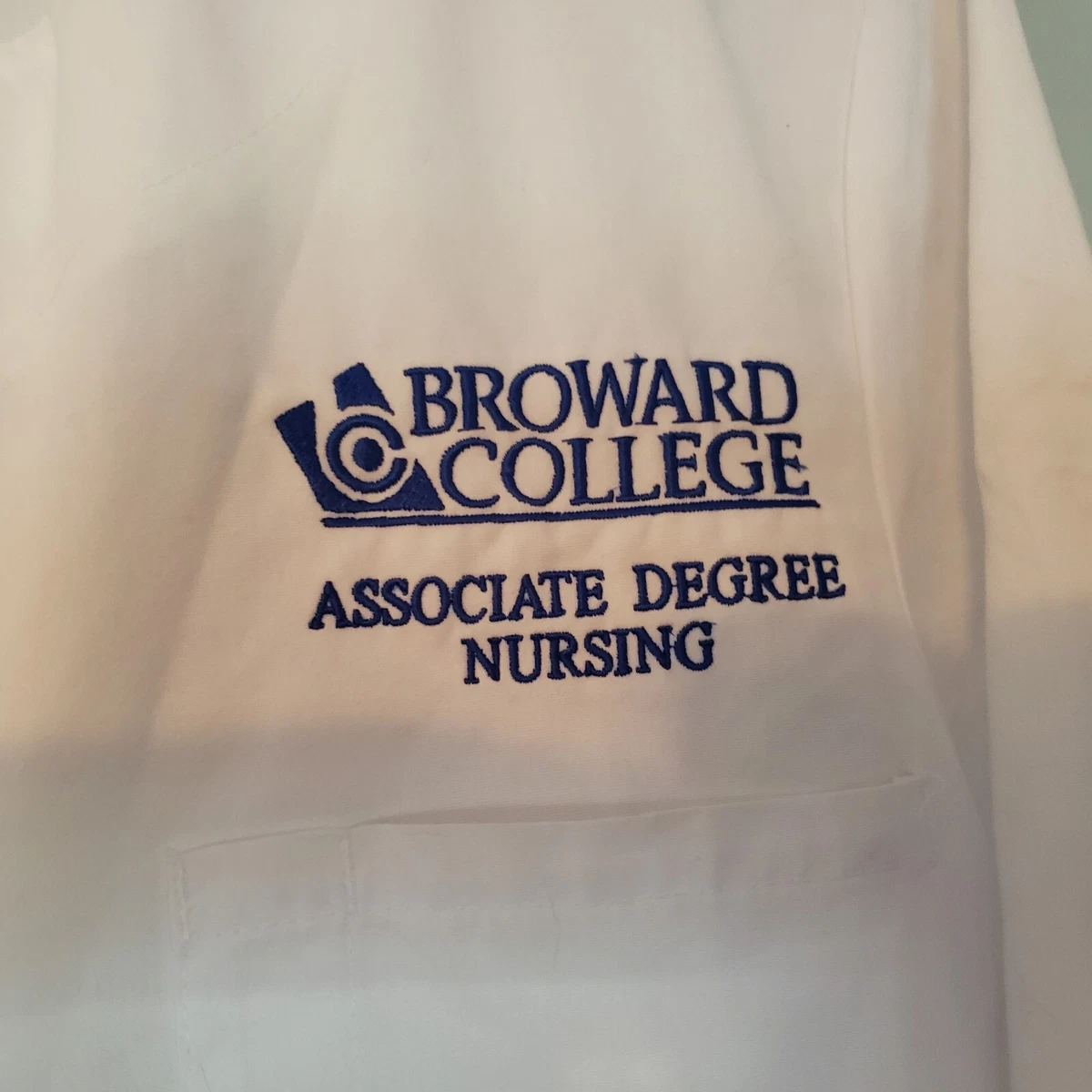 BROWARD COLLEGE ASSOCIATE DEGREE NURSING STUDENT LAB COAT SMALL LONG KNIT SLEEVE