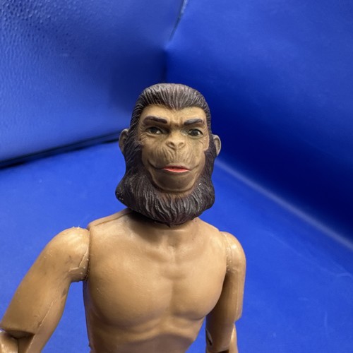 VINTAGE Cornelius 1974 MEGO PLANET OF THE APES 8" ACTION FIGURE No Clothes - Picture 2 of 9