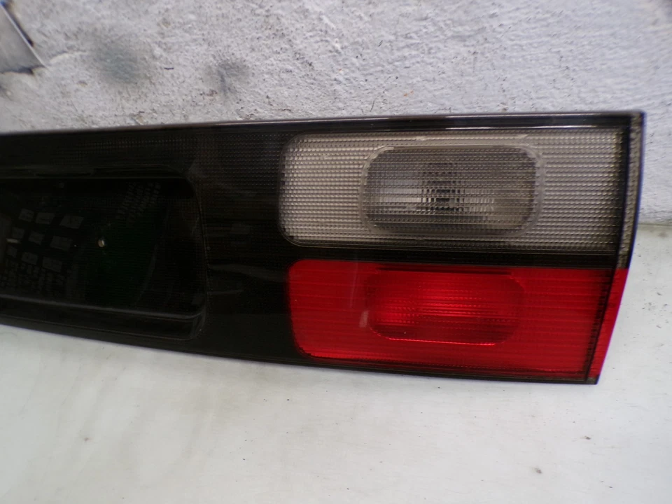 Pannello Posteriore VW Sharan 7M BJ1999 Fanale Centro Rückleuchtenband 512A10 - Immagine 3 di 4