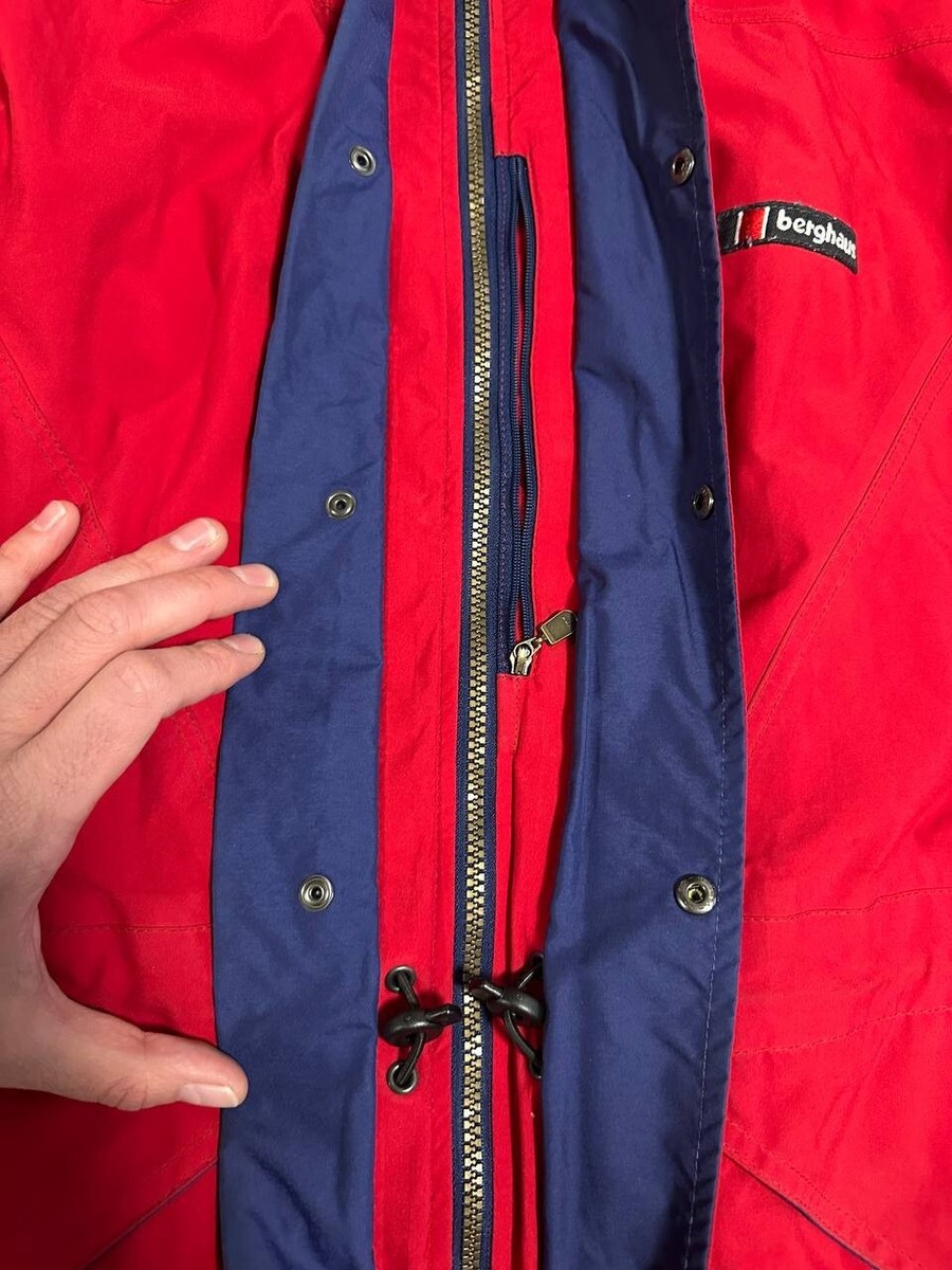 ジャケット・アウター made in UK berghaus 90s vintage jacket Vintage Berghaus 90's Red Hooded Ski Outdoor Jacket L / US 42-44