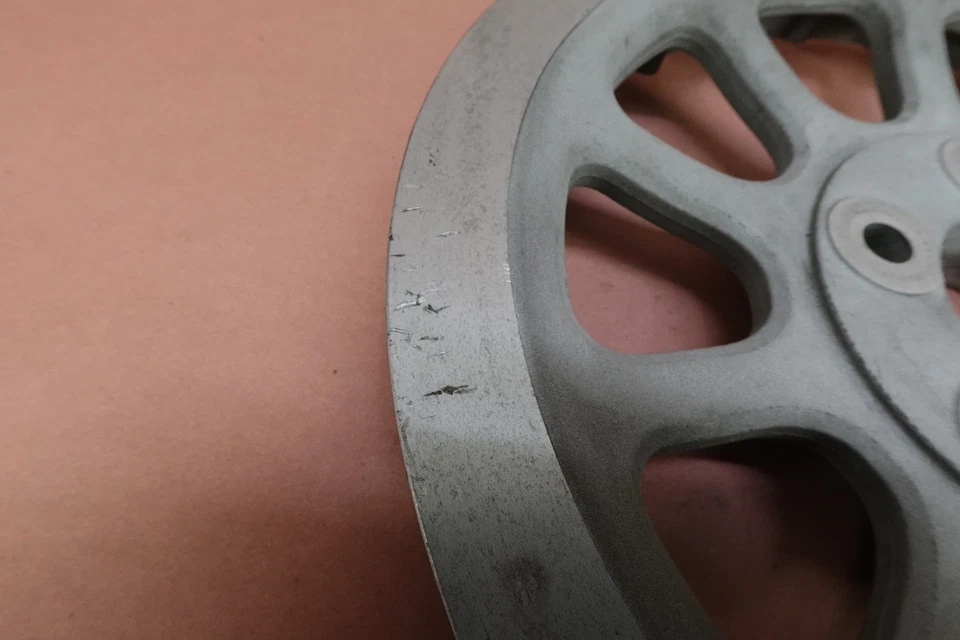 Harley-Davidson Dyna Fat Bob 2009-2017 FXDF POLEA DE TRACCIÓN TRASERA piñón Foto 2 de 4