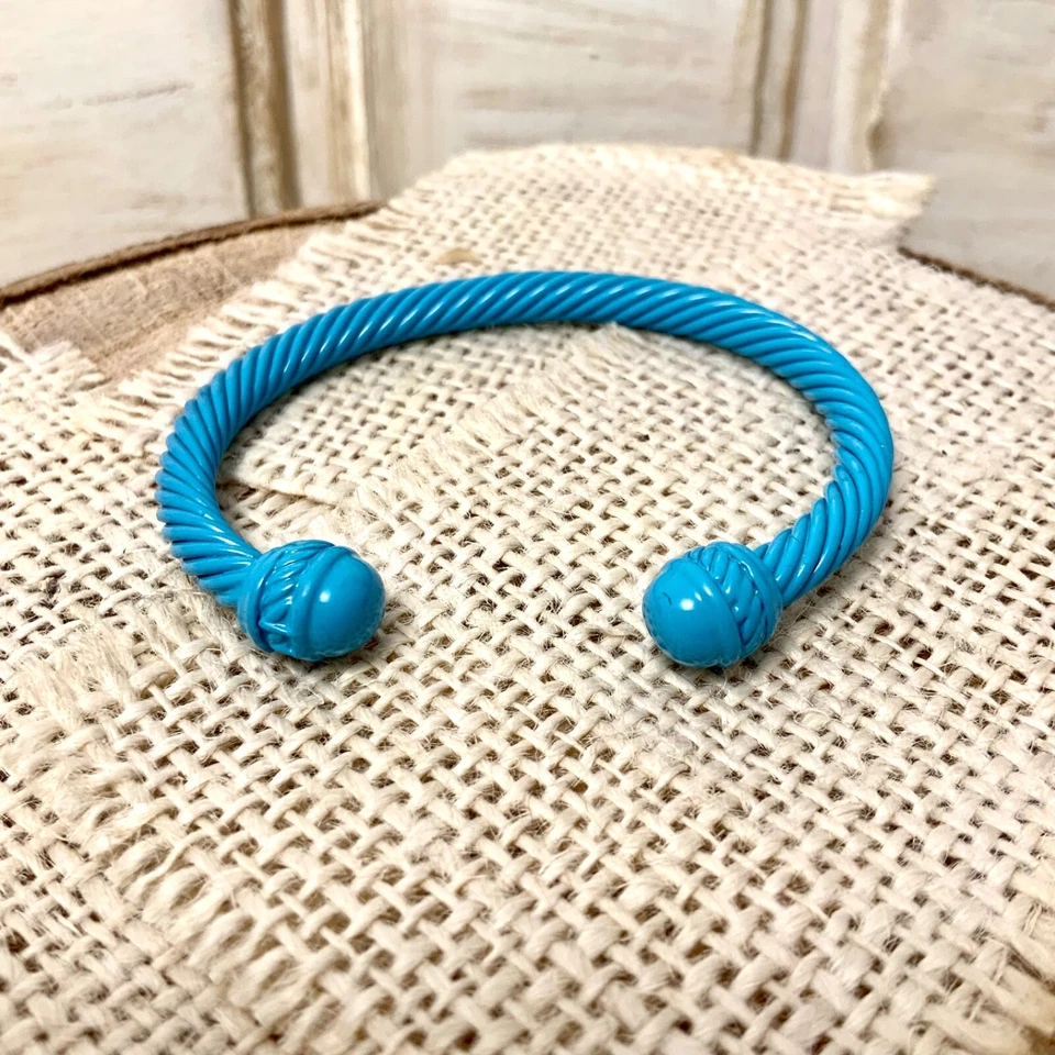 Nuevo Brazalete Apilable Brazalete Clásico Puños Pintado Color de Moda (Muñeca Pequeña Foto 3 de 4