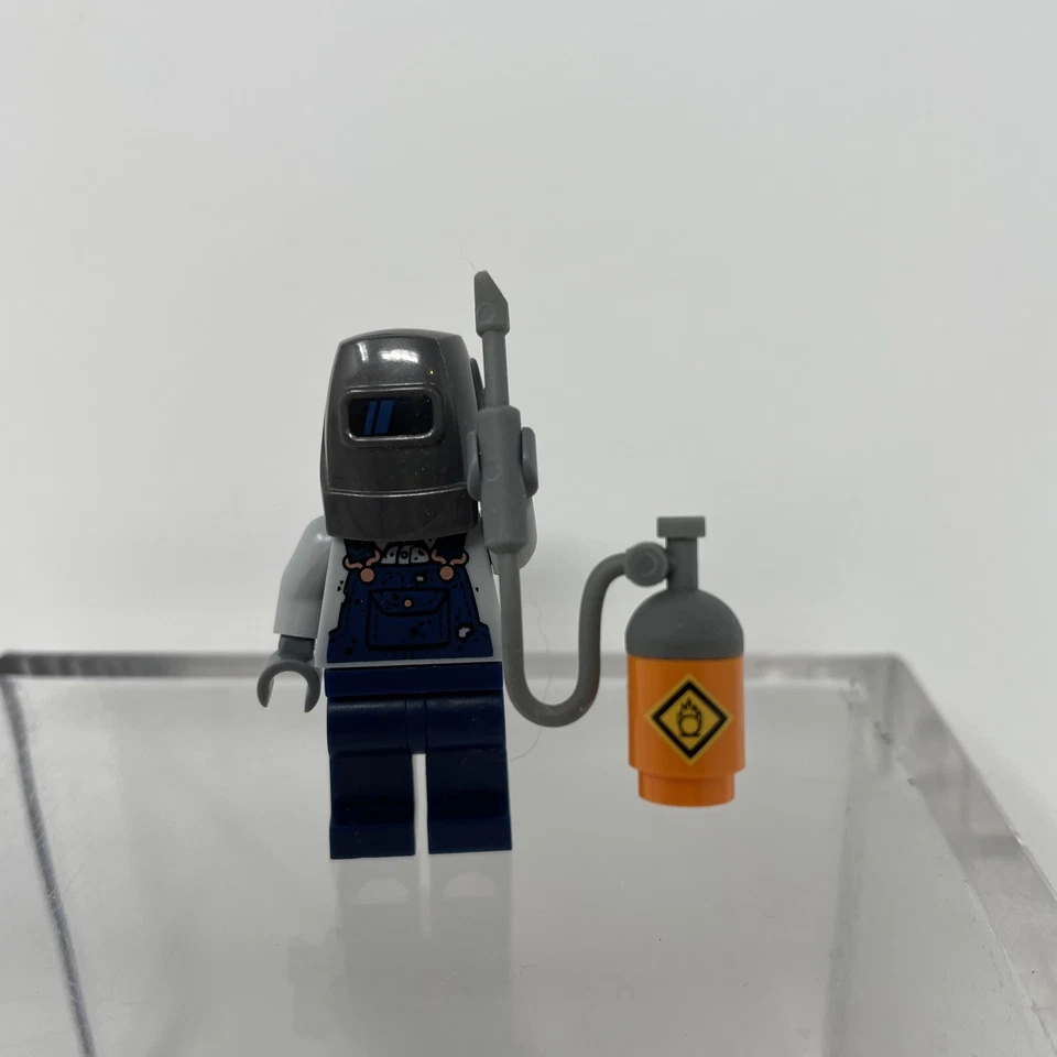 Lego Collectable Minifigure Series 11. Welder - Image 3 of 4