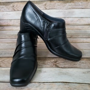 aerosoles sawcurity bootie