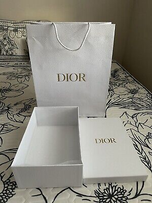 美品✨Christian Dior サングラス 保存ケースBOX付 ユニセックス Dior サングラス 54サイズ andギフトボックス付き - メルカリ