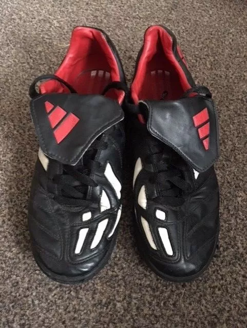 Adidas predator shop astro turf