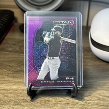 2022 Panini Chronicles Bryce Harper Titan Pink /99