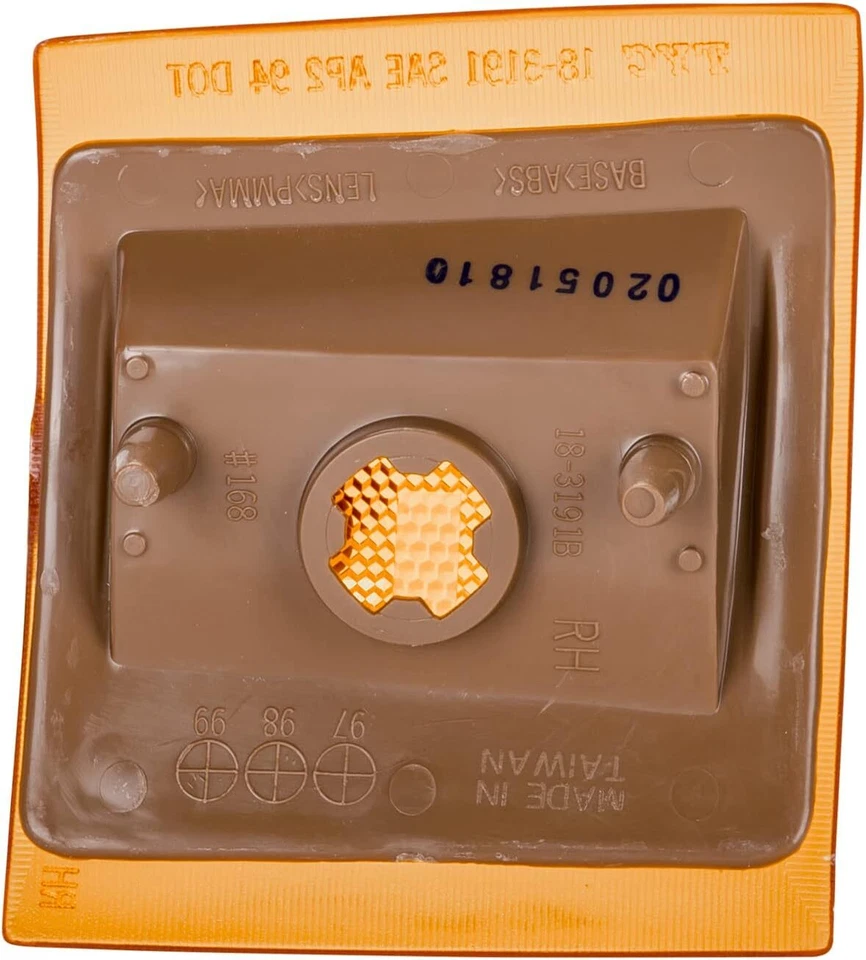 Luz indicadora lateral inferior direita TYC 18-3191-01 para 1995-1999 Chevrolet Tahoe - Imagem 2 de 4