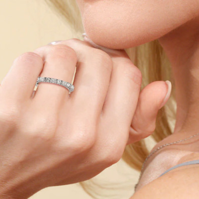 Diamant-Verlobungsband 4 kt Rundschliff 14 kt Weißgold Lab Created 2,7 mm E F VS