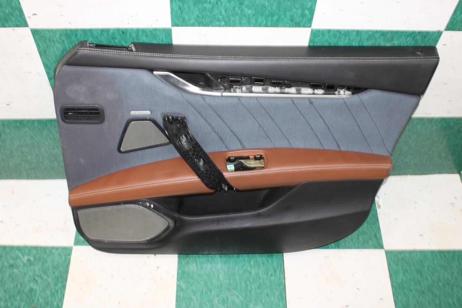 Maserati Ghibli 2014-2019 Front Right Door panel Brown
