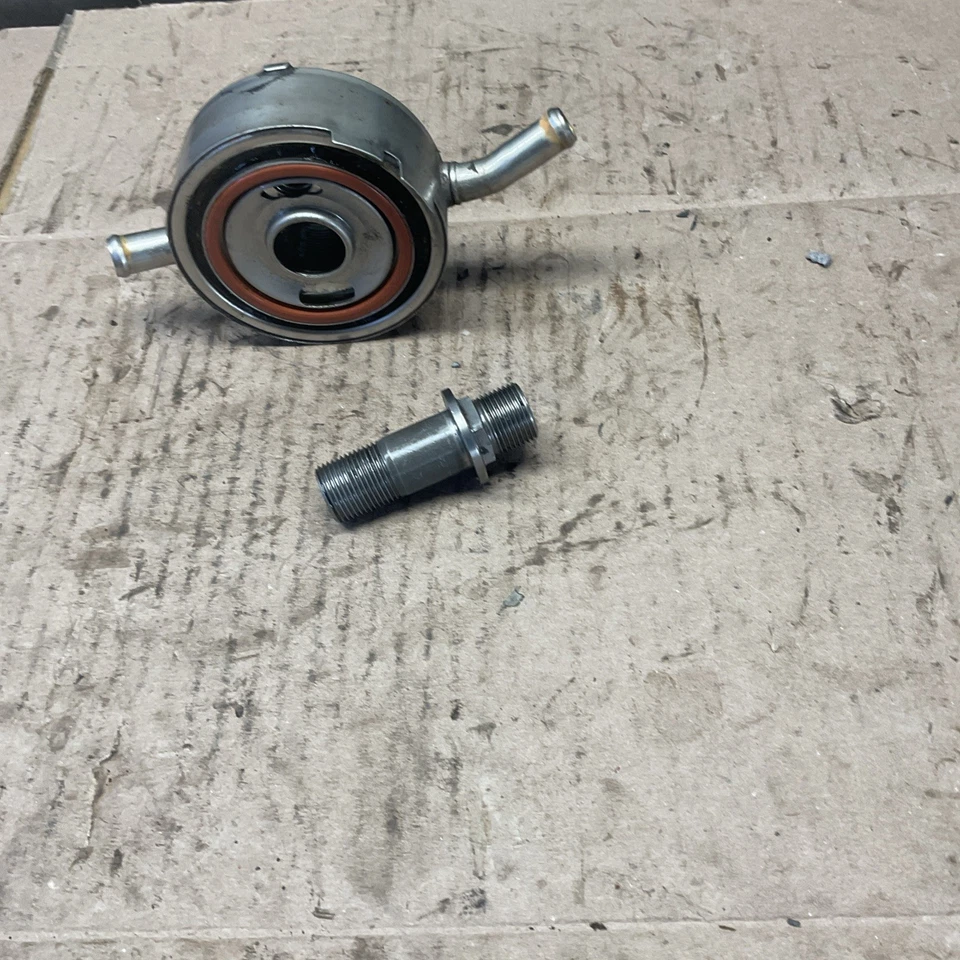 03-06 Conjunto enfriador de aceite Infiniti G35 Nissan 350z VQ35DE 21305-AM601 Foto 3 de 4