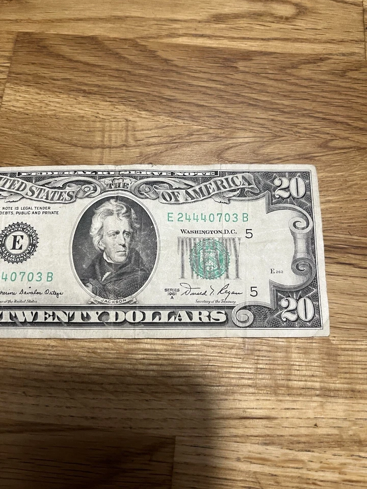 20 dollar bill 1981 vintage  good  condition  - Image 4 of 4