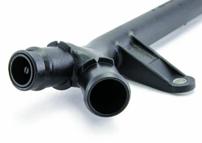 Línea de alimentación de tubo de agua original Mercedes Benz C230 a culata NUEVO 2712001552 Foto 2 de 4