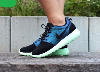 HOT Athletic Shoes Nike Roshe Blue Floral Nike Roshe Floral