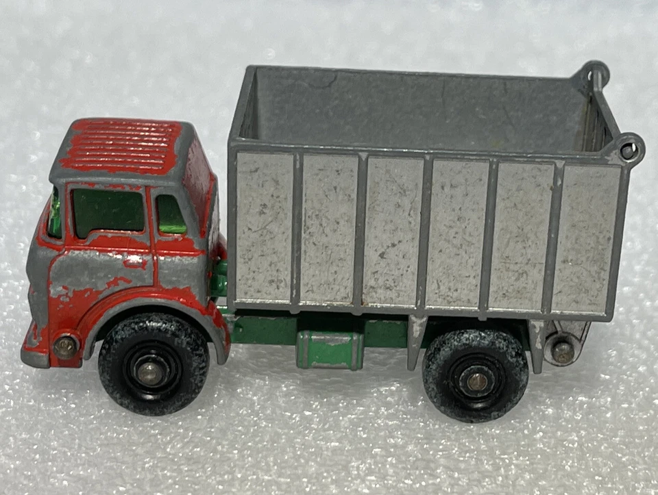 Matchbox Series No 26 G.M.C. Tipper Truck Made In England By Lesney - Image 3 of 4
