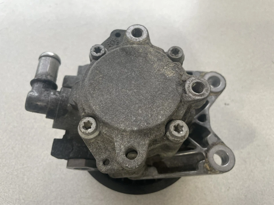 2006-2008 BMW X3 3.0Si E83LCI ~ POWER STEERING PUMP ~ 32413428010 - Image 3 of 4