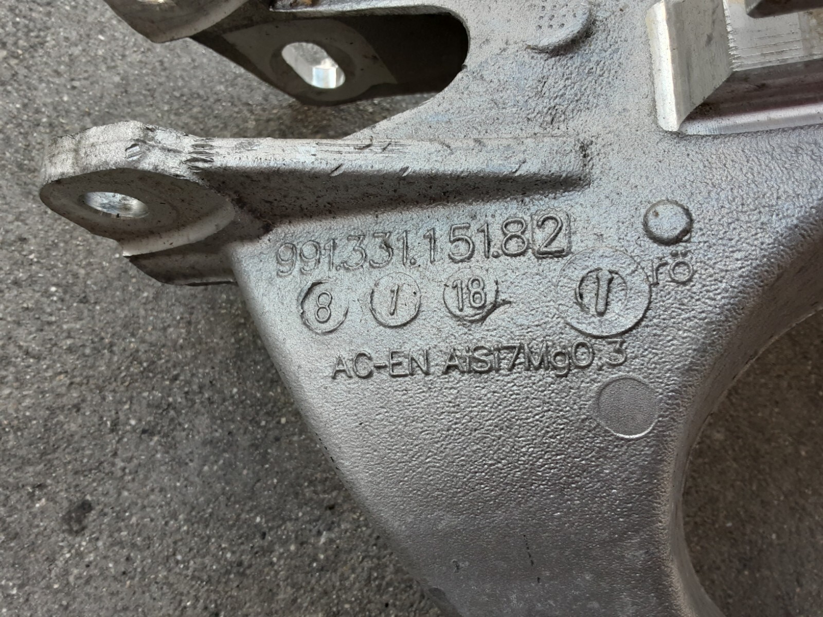 Porsche 911 GT3 Rear Left Control arm