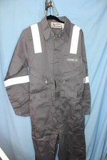SUMMIT WORK APPAREL Flame resistant coveralls size 4OT Medium F70-514 GREY