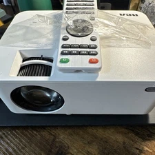 RCA HOME THEATER PROJECTOR (RPJ116) with Remote - Turns on but Untested