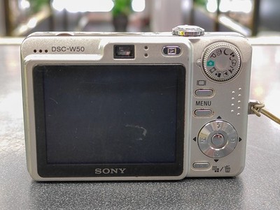 Sony Cyber-shot DSC-W50 6.0MP Digital Camera Carl Zeiss w/ Battery