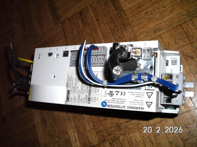 Lenze Servoumrichter ECSEA008C4B