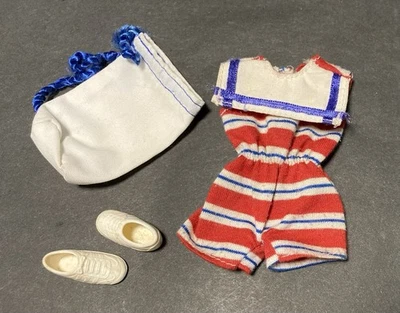 Vintage Mattel 1984 SKIPPER SEA LOVIN #9111 Tenue Seule - Photo 1/4