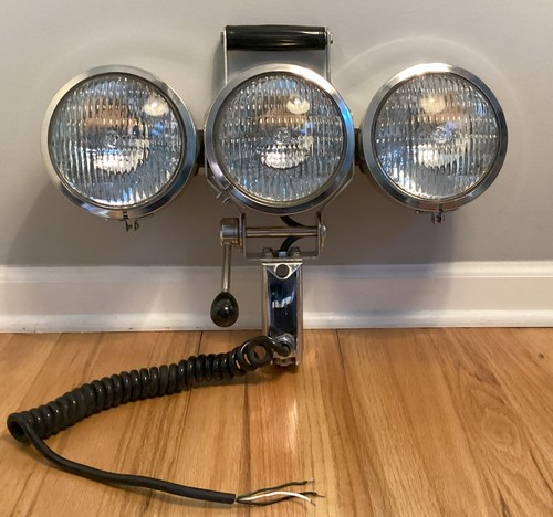 Federal Signal Night Fighter Emergency  Flood FL3FT 120 Stored Indoors