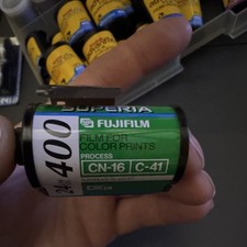 Fujifilm Superia 400 35mm/135 Color Print Film ISO 400 24 Exp 10/2000
