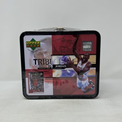 【送料込】未開封！マイケルジョーダン選手のTribute30枚カードセット！ Factory Sealed 1999 Upper Deck 