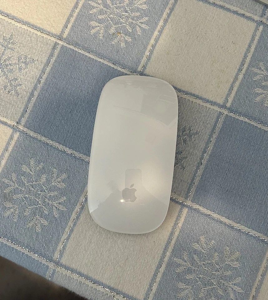 Magic Keyboard 2 and Magic Mouse 2 - Apple A1644/A1657 - Pre-owned - white - Image 4 of 4