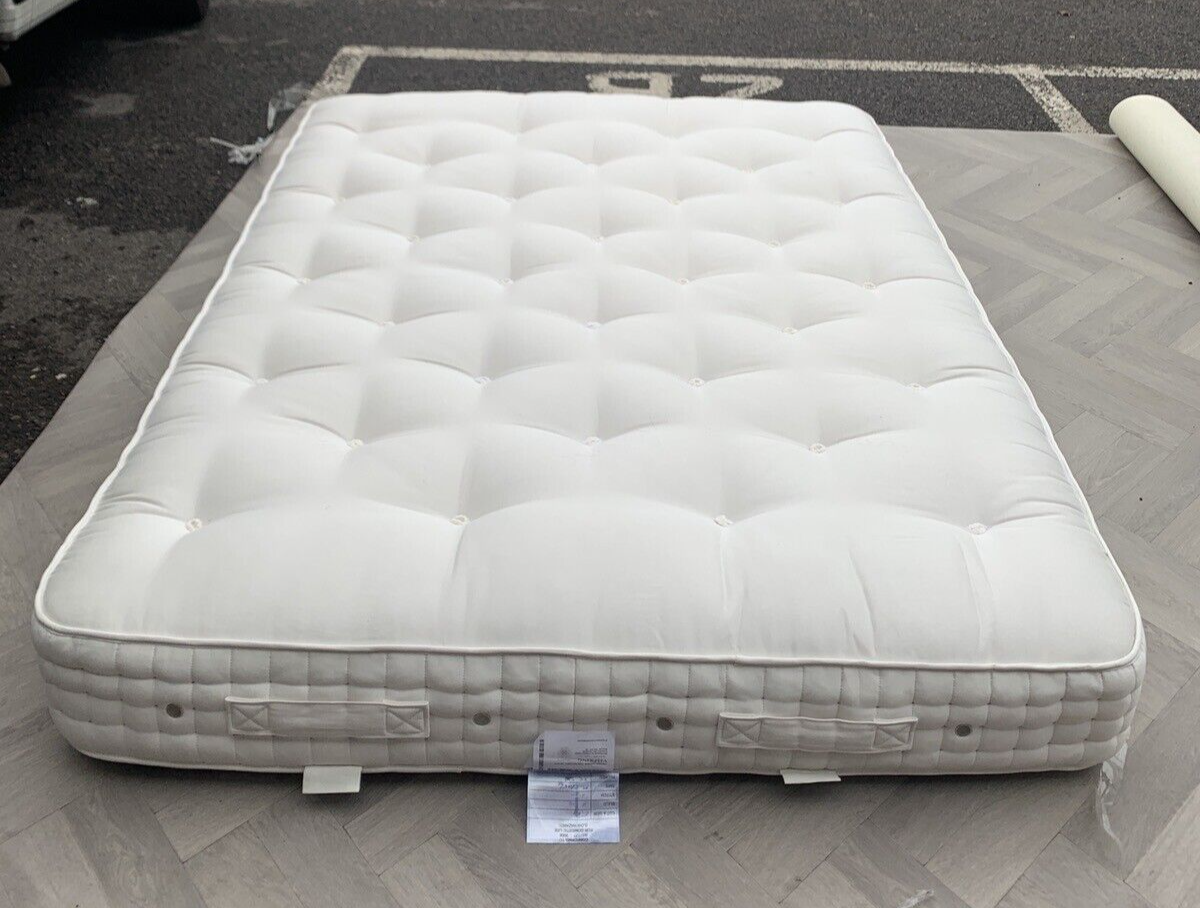 Vispring Fursdon Supreme Pocket Spring Mattress Medium Tension, King