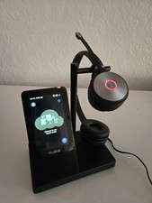 Yealink DECT wireless Headset Base And Headset WHB660