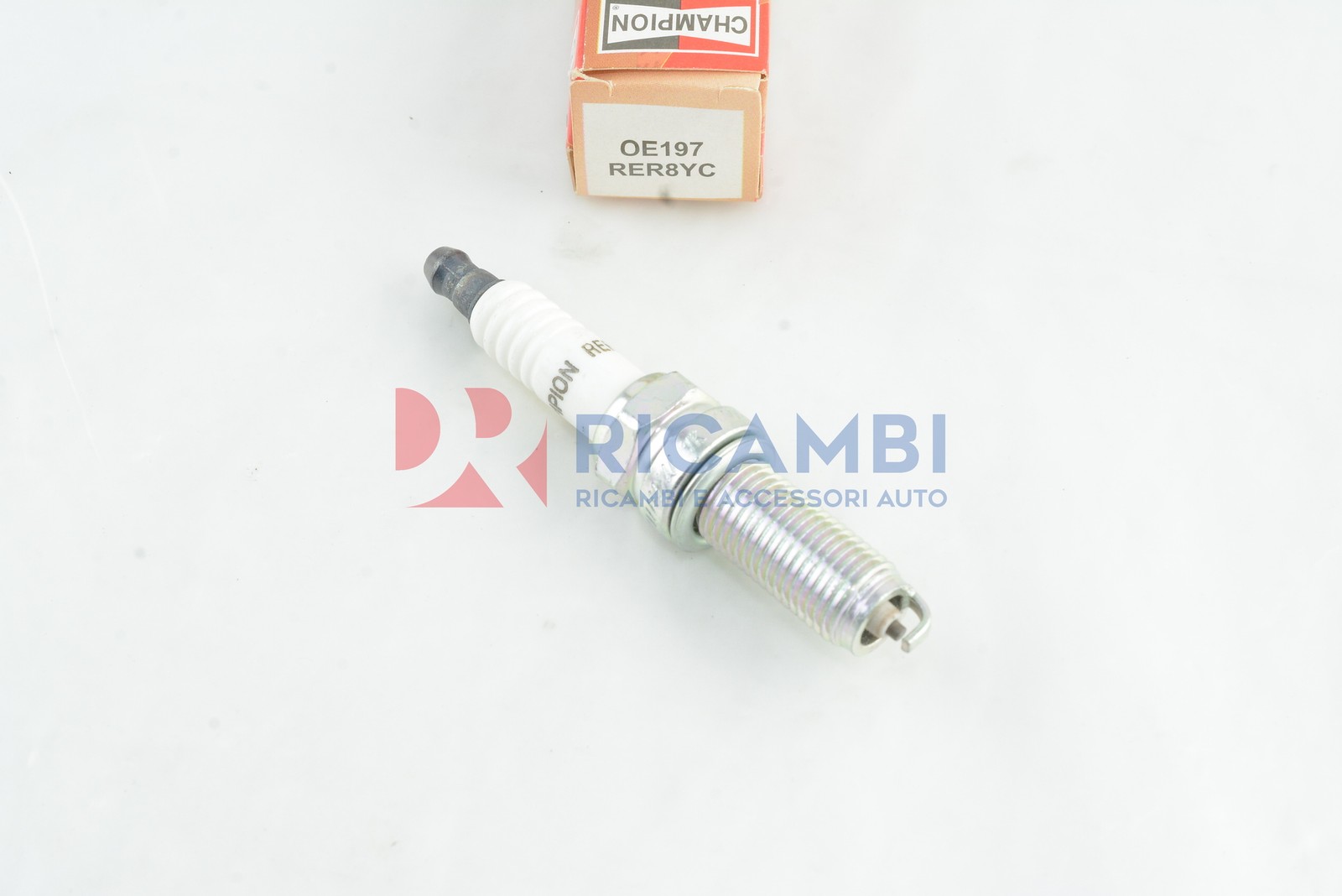 Champion OE197/T10 Spark Plug For Hyundai i10 i20 Kia Picanto Rio