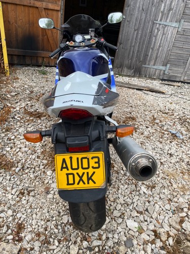 Suzuki GSX-R1000 K3 - Picture 6 of 11