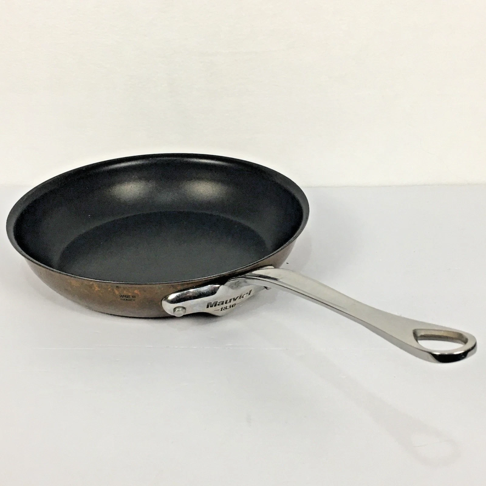 Mauviel 1830 Copper Frying Pan 10 inch Nonstick Stainless Steel Handle