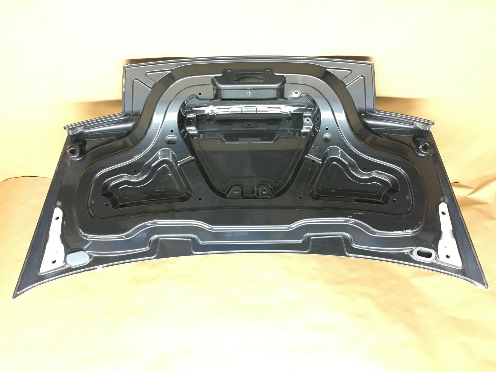 🔥 OEM 2009 - 2017 Aston Martin V8 Vantage Trunk Tail Gate Luggage Lid