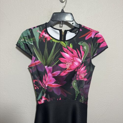 Ted Baker Carllie Floral Skater Scuba Dress Sz 0 Pink Purple Floral Green Lizard - Picture 2 of 7