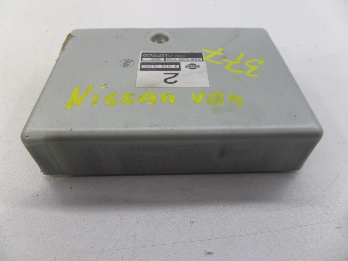 Automatic Transmission Gearbox Control Unit ECU for ELGRAND E50 97
