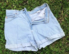 Levi 954 orange tag, cuff shorts, size 9 regular fit, vintage-retro