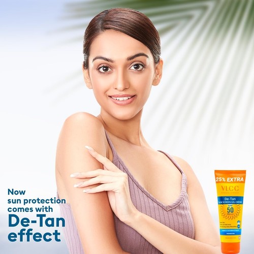 VLCC De Tan Sunscreen Gel Crème SPF 50 PA+++ Enhances Glow, 125 gm - Picture 7 of 8