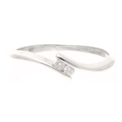 9 Karat Weißgold 0,10 Karat Diamant Zwei-Stein Ring (Größe P) 6 mm breiter