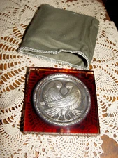 Silver & Burnt Amber Lucite Love Birds, Doves c. 1940s Powder Compact