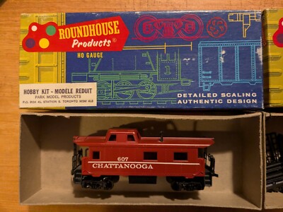 Vintage HO Gauge Roundhouse Caboose Chattanooga And CNR Car