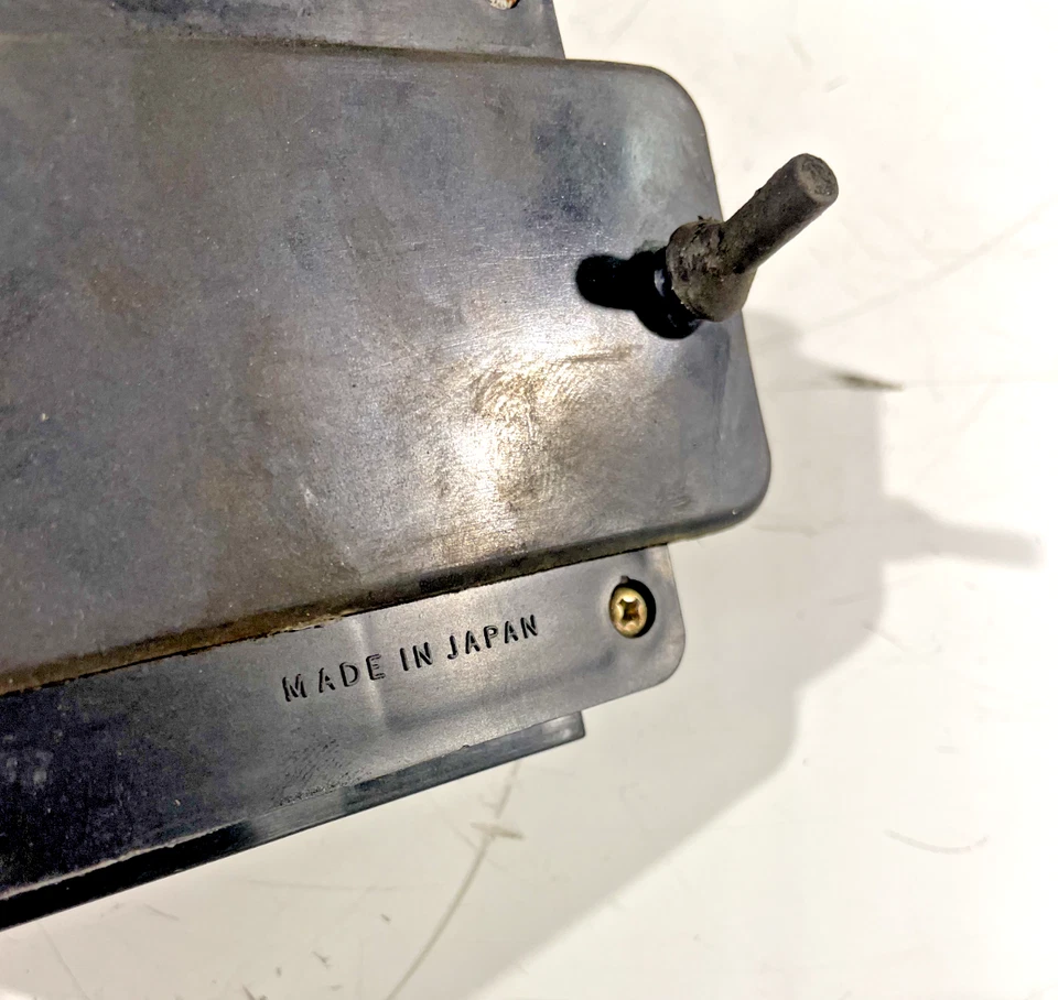 Caja de fusibles principal Kawasaki ZX6R ZX636 A1P Ninja 1998-2002 ZX7R ZX9R 260211095 Foto 4 de 4