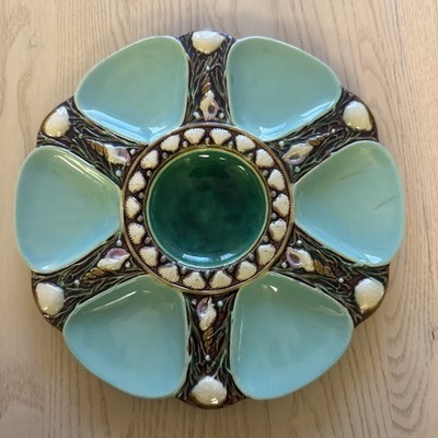 SEAFOAM Green EMERALD center Antique MINTON Majolica OYSTER PLATE #1323