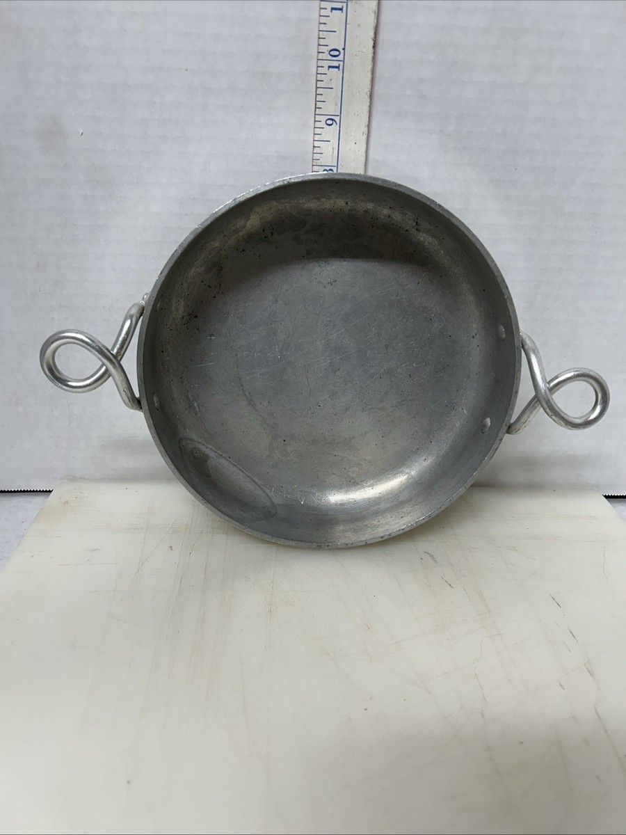 Vintage Wear Ever Aluminum Frying Pan No Lid #902 twist Double