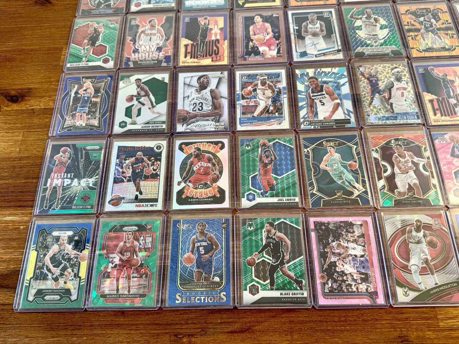 HUGE 200+ Sports Card VALUE LOT Numbered Auto Patch Insert HOF Rookie RC NBA NFL view 4