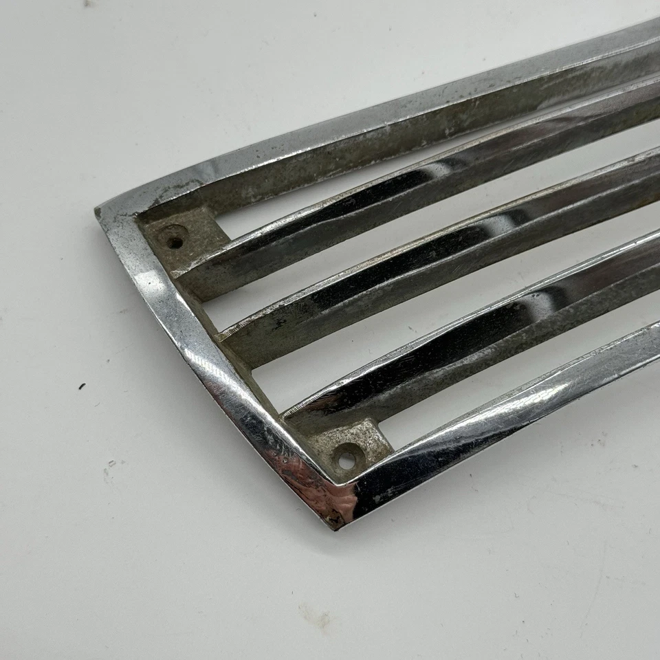 Porsche 911 912 1965 4 tornillos bocina parrilla lado derecho cuatro pernos SWB Foto 4 de 4