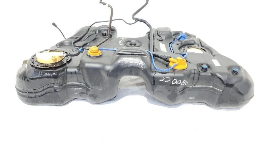 Tanque de combustible con bomba 3,0 L AWD OEM 2015 2016 Volvo V60 Foto 3 de 4