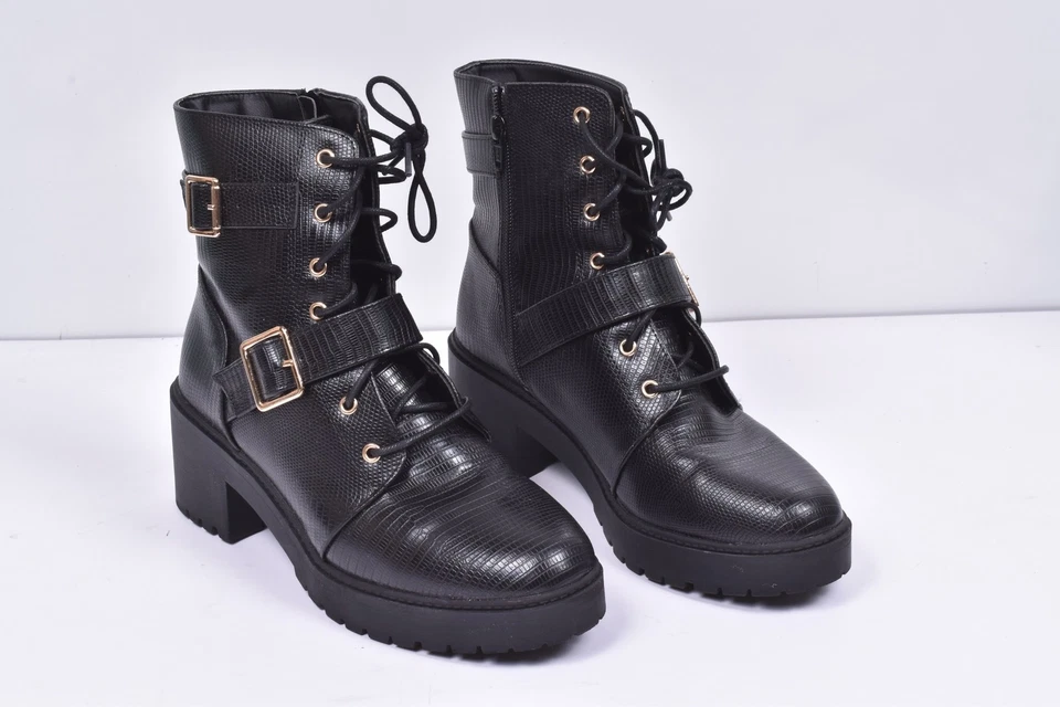 Dorothy Perkins Stiefeletten Boots schwarz Kroko-Optik Gr. 8 - guter Zustand - Bild 1 von 4